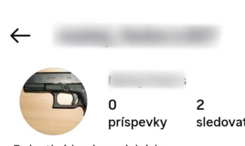 Chlapca zadržali pre podozrivý profil na sociálnej sieti. Založili ho však spolužiaci