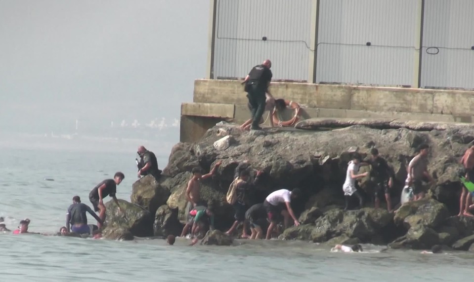 Štúdio 24: Ceuta – 60-tisíc migrantov za deň