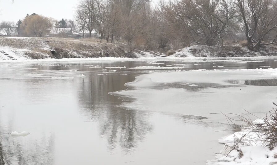 Mrazy zastavili kompu, ľudia musia za prácou cestovať niekoľko kilometrov navyše