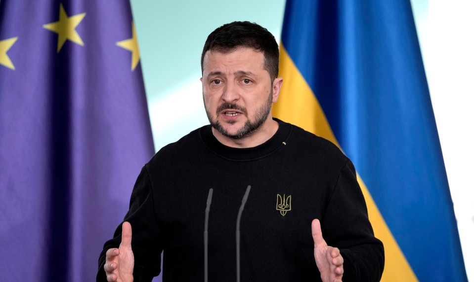 Zlom v konflikte? Zelenskyj je ochotný obetovať členstvo v NATO za mierové záruky