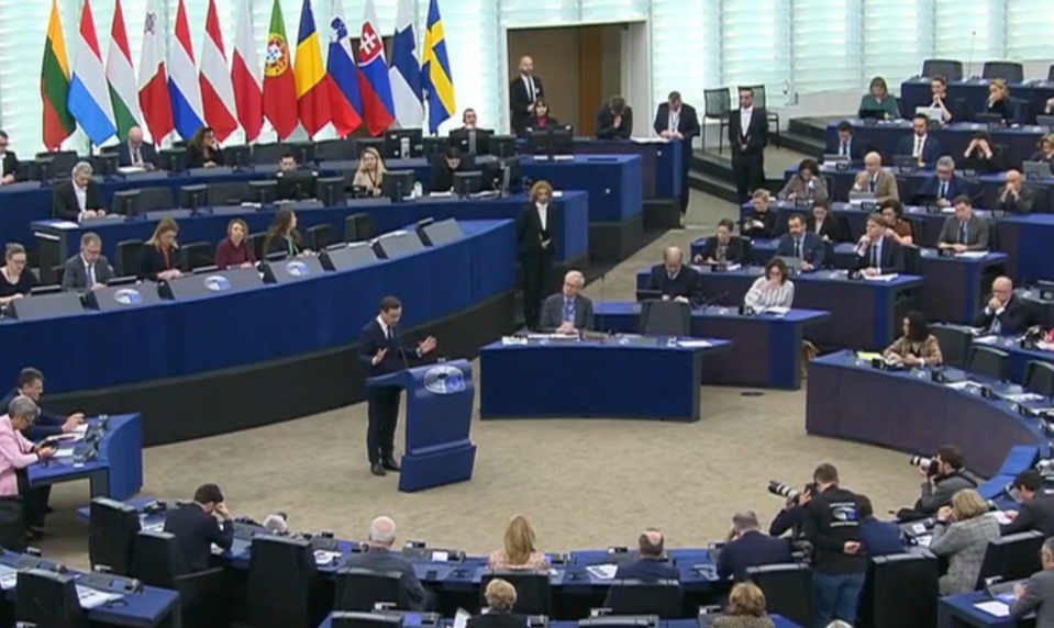 Európsky parlament chce posilniť obranu. Nie všetci europoslanci s tým ale súhlasia