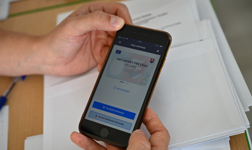 Pozor na digitálny občiansky vo voľbách. Ministerstvo odporúča priniesť si aj klasický preukaz