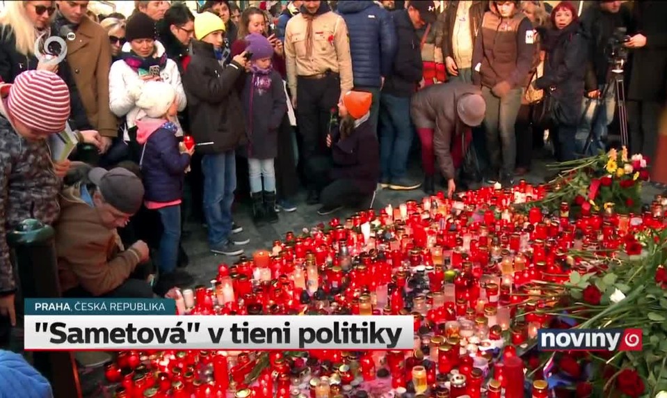 "Sametová" v tieni politiky