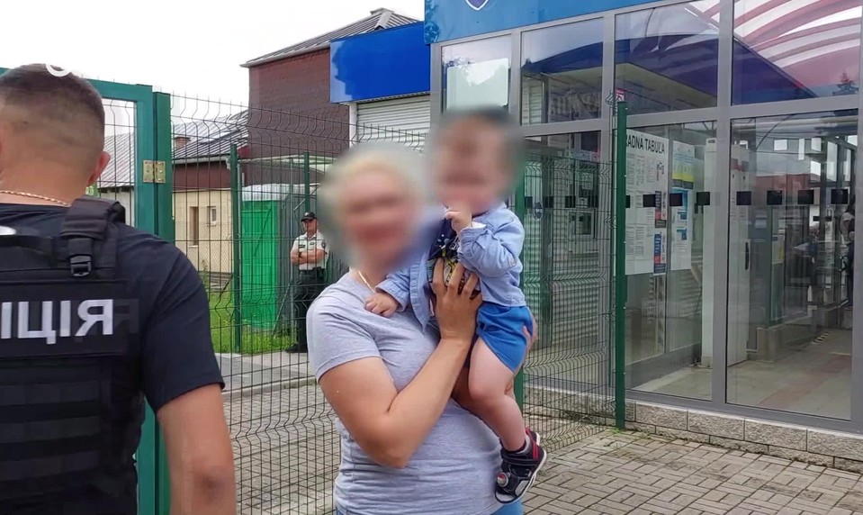 Chcel kúpiť 11-mesačné dieťa: Muža zadržali na hraniciach, súd ho poslal na 10 rokov do väzenia