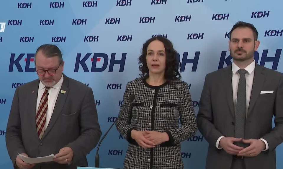 Europoslankyňa Lexmann varuje pred odobratím eurofondov zo Slovenska