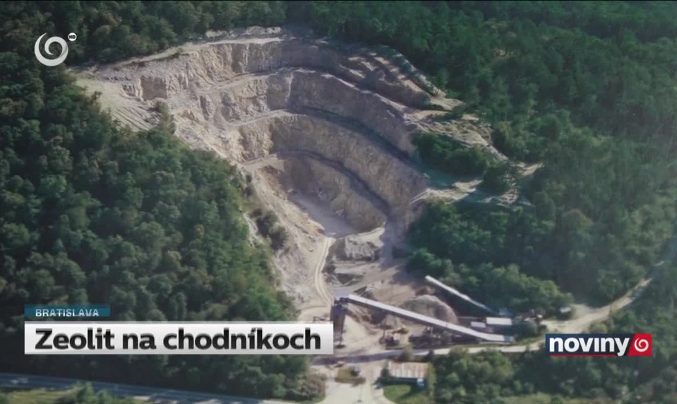 Zeolit na chodníkoch