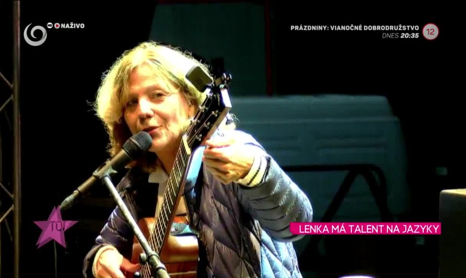 LENKA Filipova MÁ TALENT NA JAZYKY