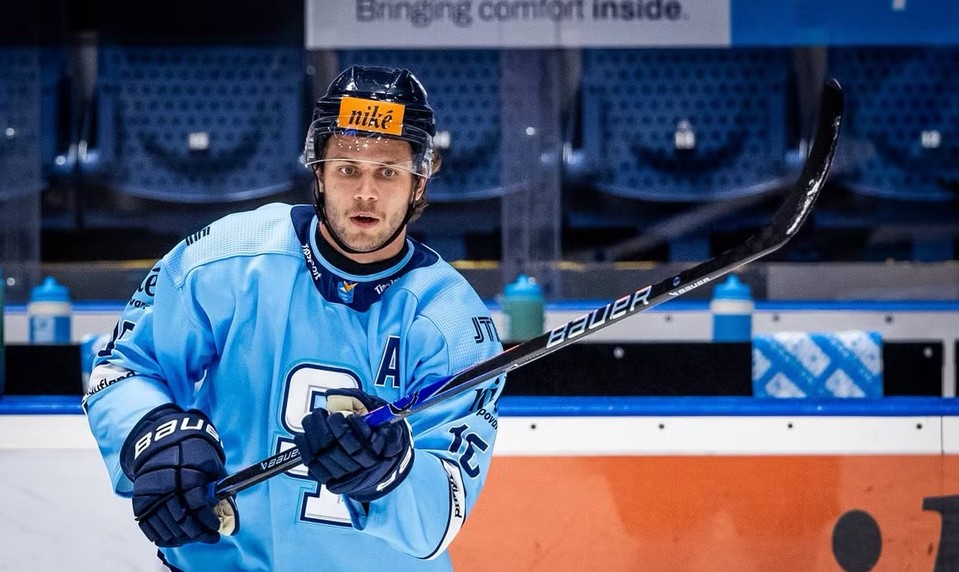 Slovan ruší všetky aktivity, Kukumberg bojuje o život