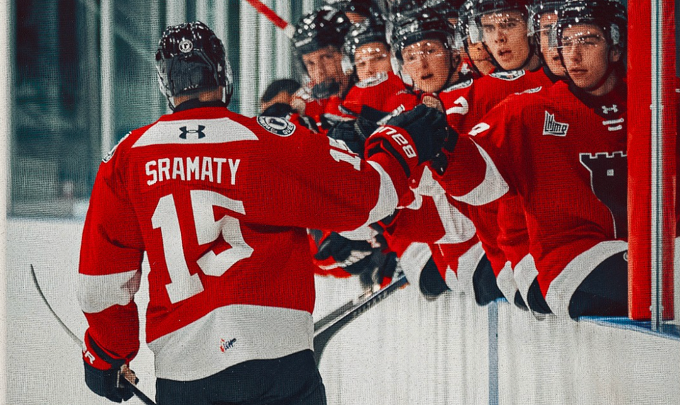 Trojbodový ŠRAMATÝ režíroval výhru Quebecu, bodoval aj BERNÁT