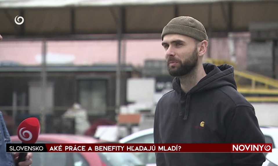 AKÉ PRÁCE A BENEFITY HĽADAJÚ MLADÍ?