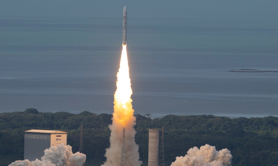 Ďalší slovenský satelit je úspešne na orbite a komunikuje