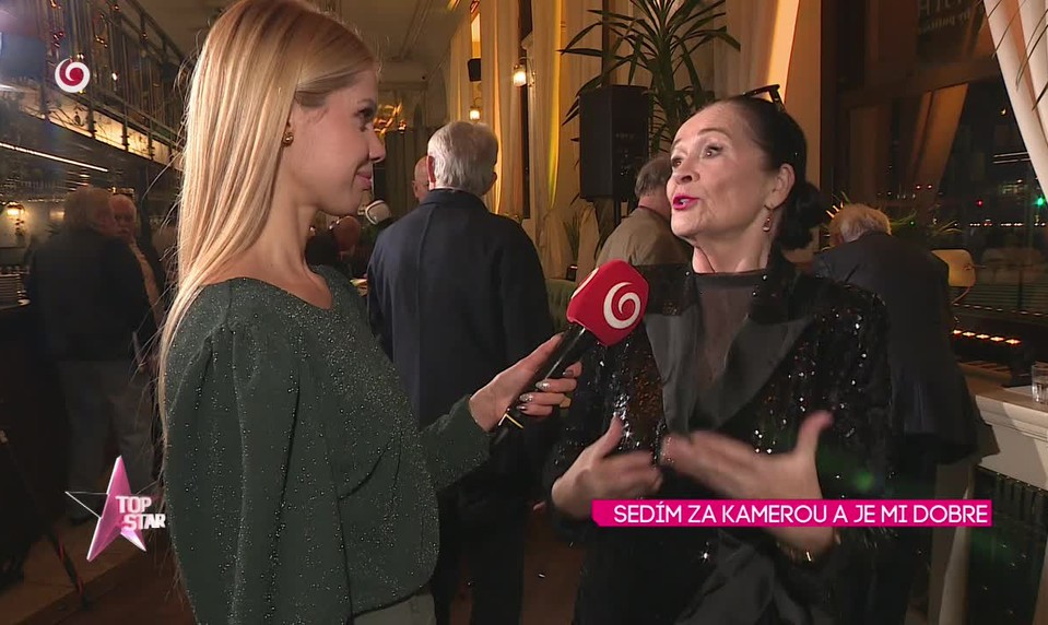 SEDÍM ZA KAMEROU A JE MI DOBRE