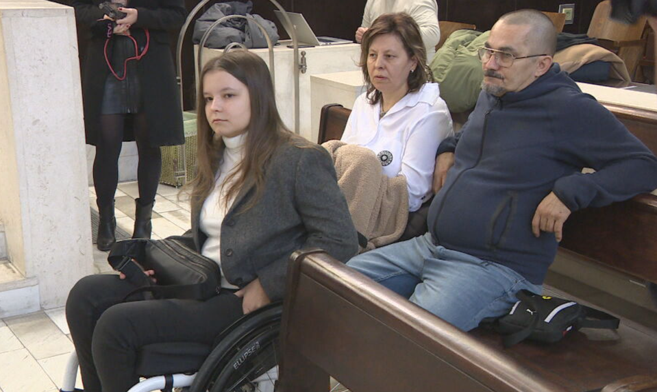 Brat postrelenej kadetky išiel za ministrom Mikulcom. Skončil obvinený pred súdom