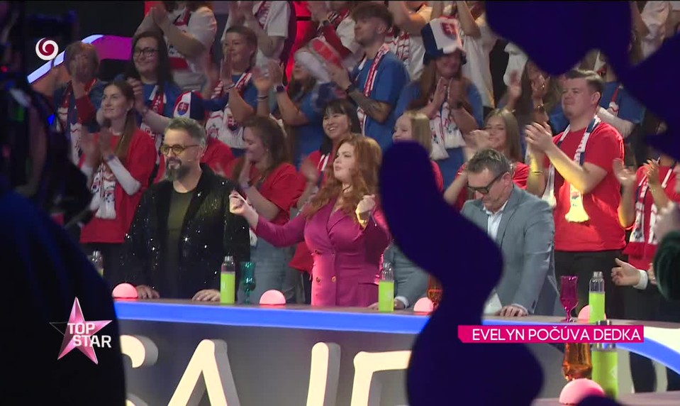 EVELYN POČÚVA DEDKA