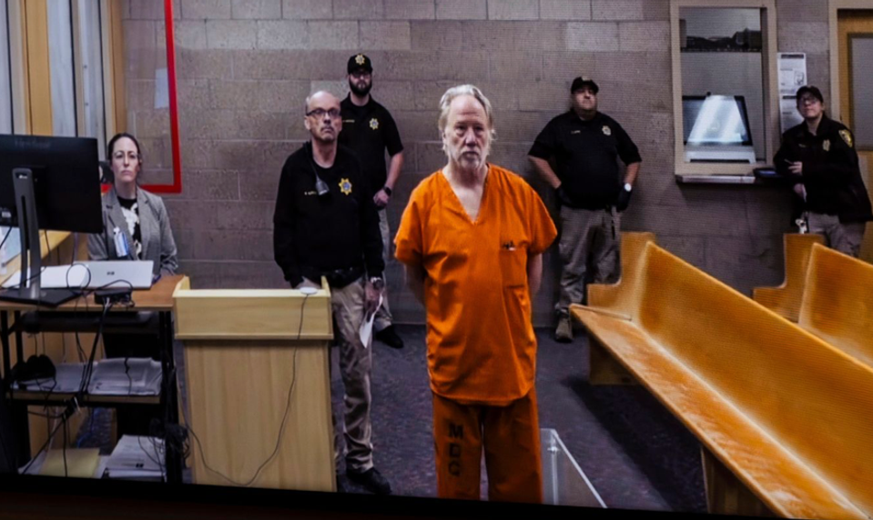 Známy herec a režisér má problém! Zneužil dvoch malých chlapcov?!