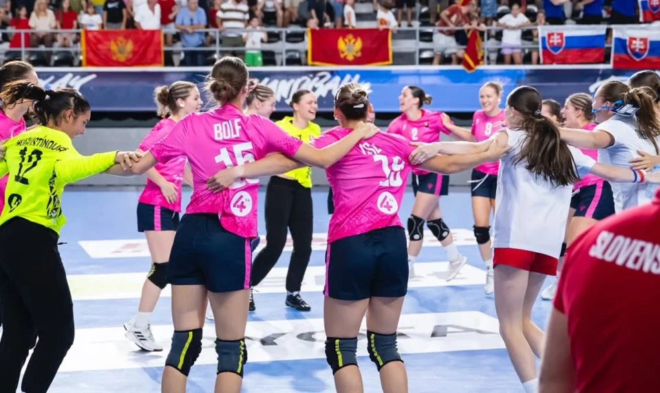 Historické zlato: Slovenské hádzanárky do 17 rokov ovládli majstrovstvá Európy