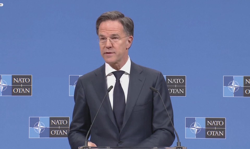 Šéf NATO Mark Rutte pricestoval do Kyjeva na neohlásenú návštevu