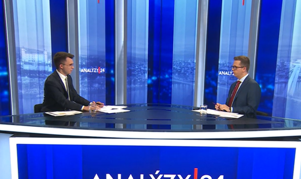 Ekonomické analýzy 24: Vianoce sú za rohom. Kedy začať s nákupmi a na čo si dať pozor?