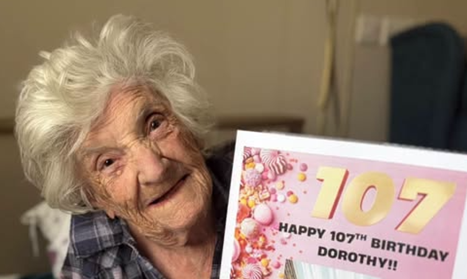 Seniorka (107) prezradila recept na dlhovekosť. Každé ráno si dopraje jedlo, ktoré by ste nečakali