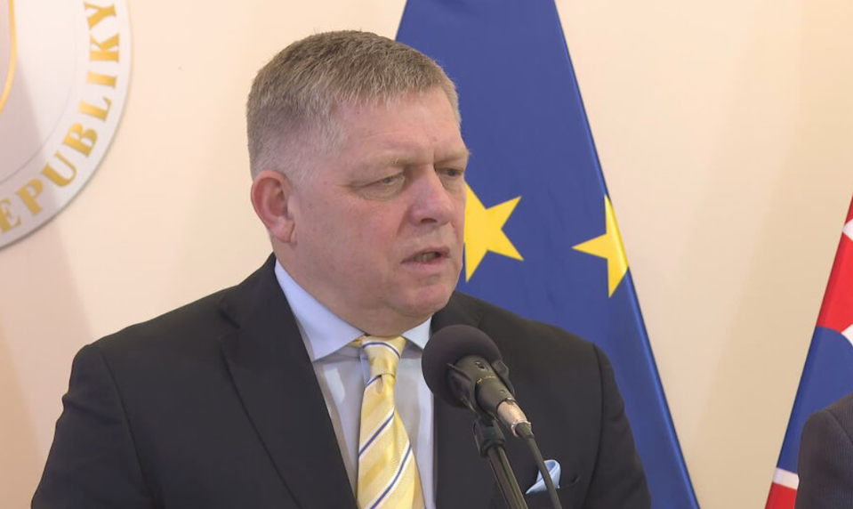 Vláda vyhlásila stav ropnej núdze. Slovnaftu požičia do 250-tisíc ton ropy