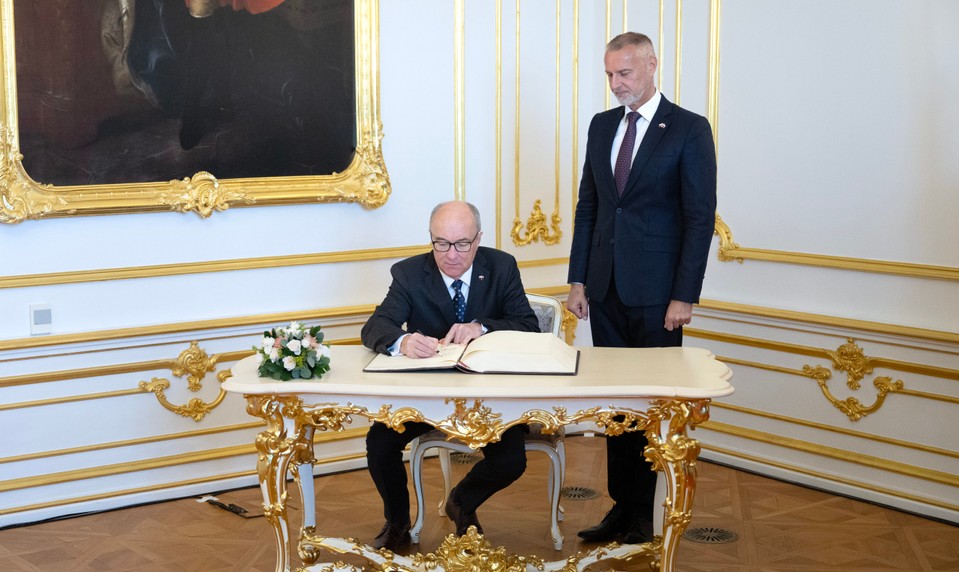 Poľský šéf parlamentu odmietol stretnutie s Ficom. Dôvodom sú jeho vzťahy s Putinom