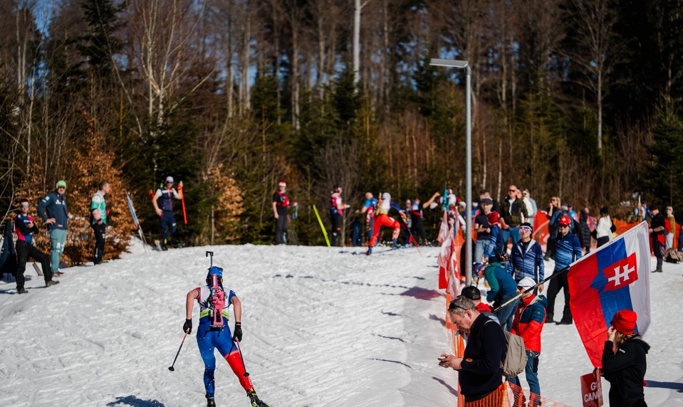 Slovenská biatlonová štafeta atakovala pódiové priečky, skončila PIATA