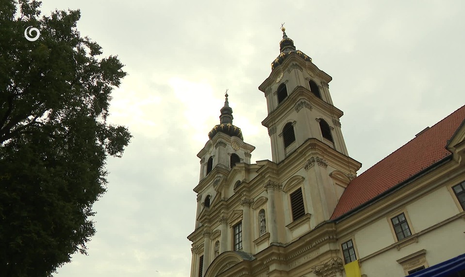 Šaštín spája Slovensko. Tisíce veriacich hľadajú nádej a vnútorný pokoj