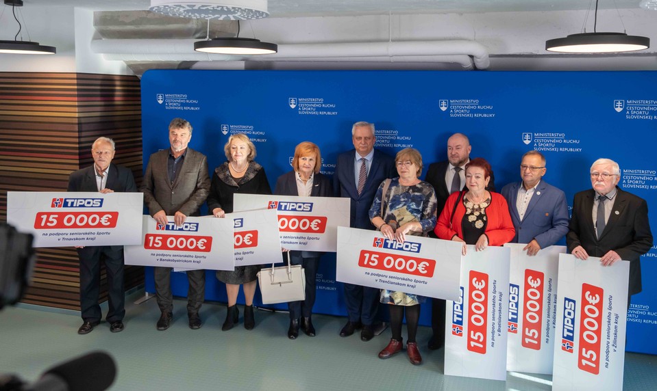 Ministerstvo cestovného ruchu a športu a TIPOS podporia športové aktivity seniorov vo všetkých krajoch Slovenska