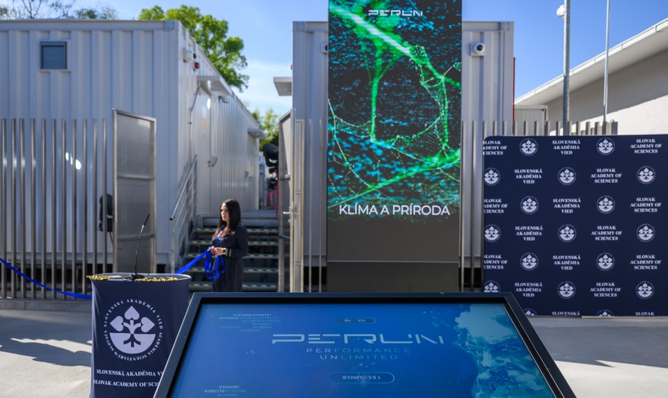 Takýto výkon tu ešte nebol. Superpočítač Perun je oficiálne v prevádzke