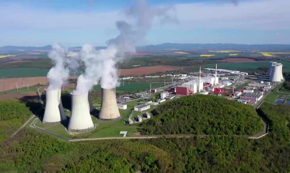 Štúdio 24: V podiele vyrobenej elektrickej energie z jadra sme svetová veľmoc, hovorí analytik