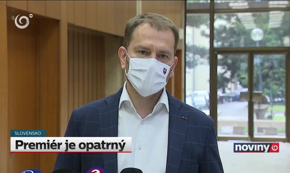 Premiér je opatrný