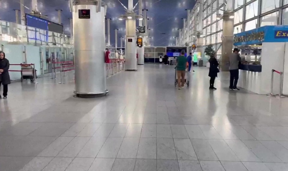 ONLINE: Medzinárodné letisko v Teheráne opäť otvorili pre komerčné lety