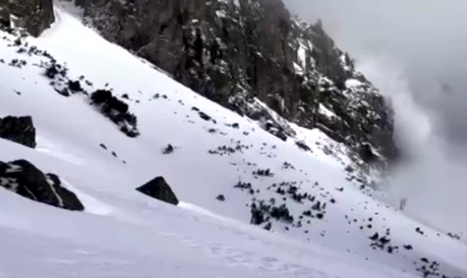 Priateľka horolezca umrzla pod vrcholom. Podcenil riziko výstupu alebo je obeť náhody?