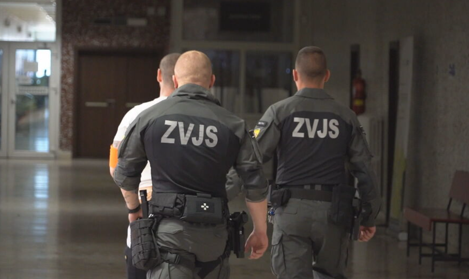 Za vykrádanie balíkoboxov dostal 7 mesiacov. Syn mafiána môže ísť o pár dní na slobodu