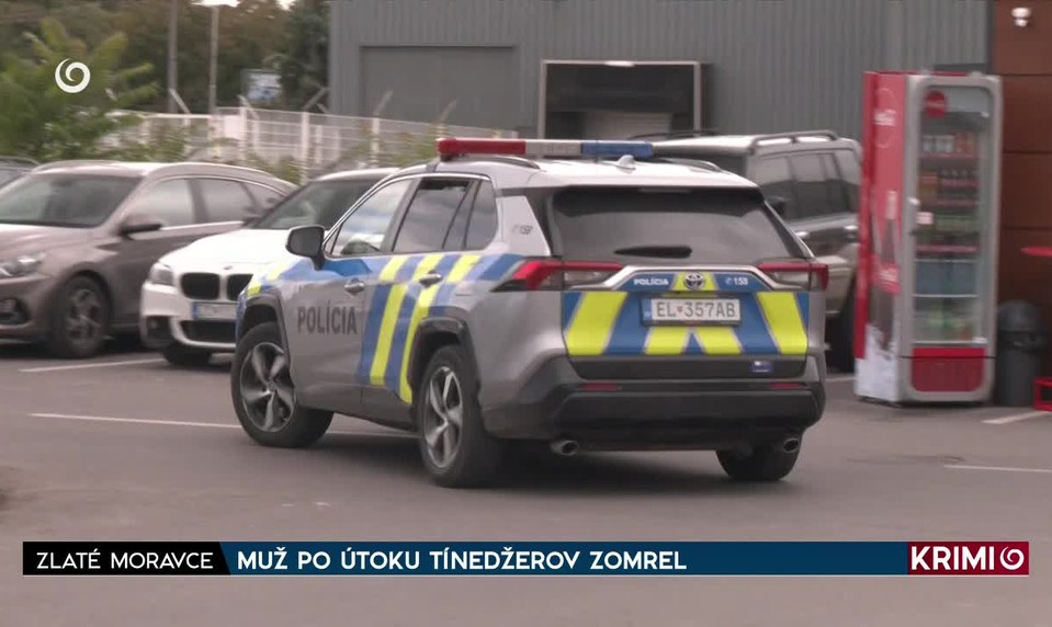 MUŽ PO ÚTOKU TÍNEDŽEROV ZOMREL