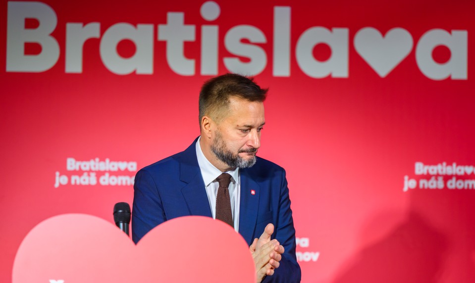 Vallo reagoval na Rážov plán ísť spať o deviatej: „Závidím mu to, dobre robí.“