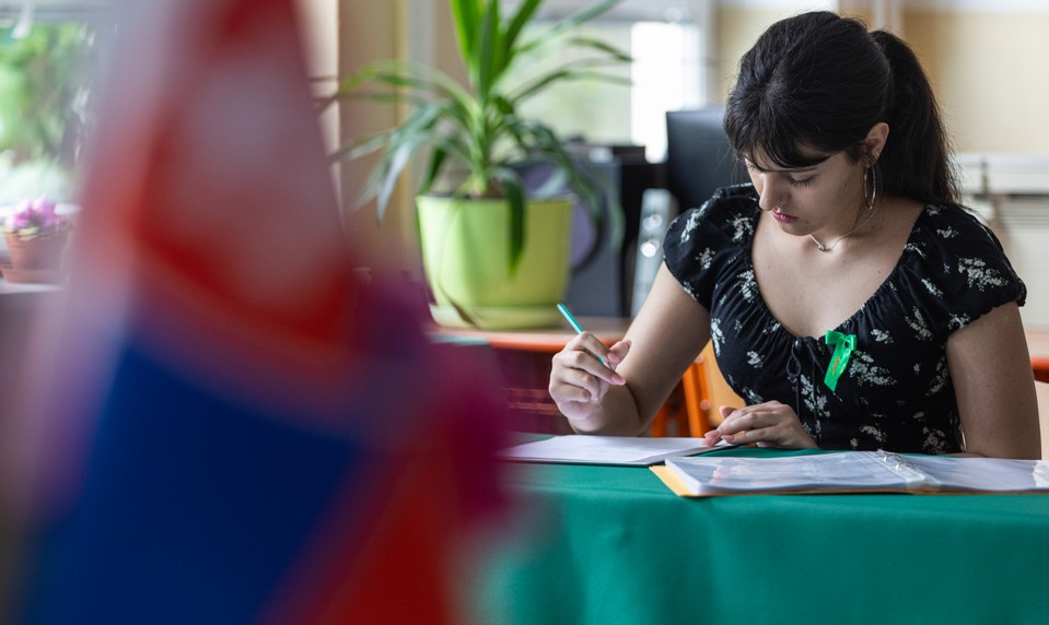 Maturita 2026: Aké slohové témy mali na výber maturanti zo slovenčiny?