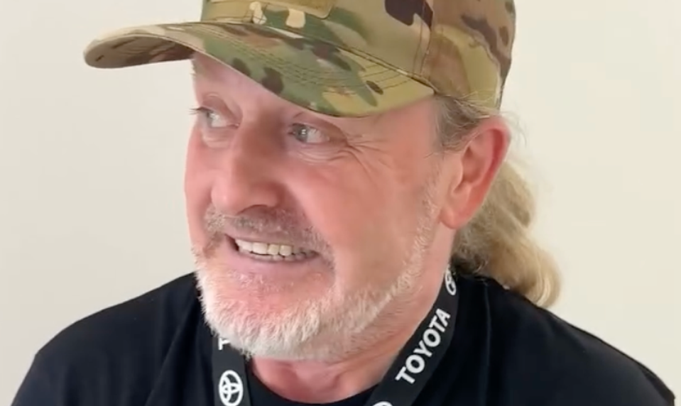 Líder Kabátov má nevyliečiteľne chorého syna! Statočne bojuje s TOUTO diagnózou!