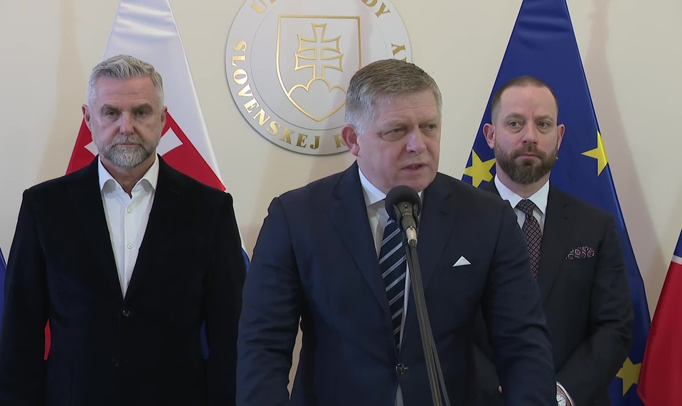 Premiér deklaruje pripravenosť evakuovať občanov SR: Veľkí a silní si robia čo chcú, OSN je impotentná