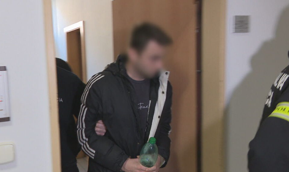 Polícia zadržala trénera futbalovej školy. Obvinila ho zo závažného zločinu