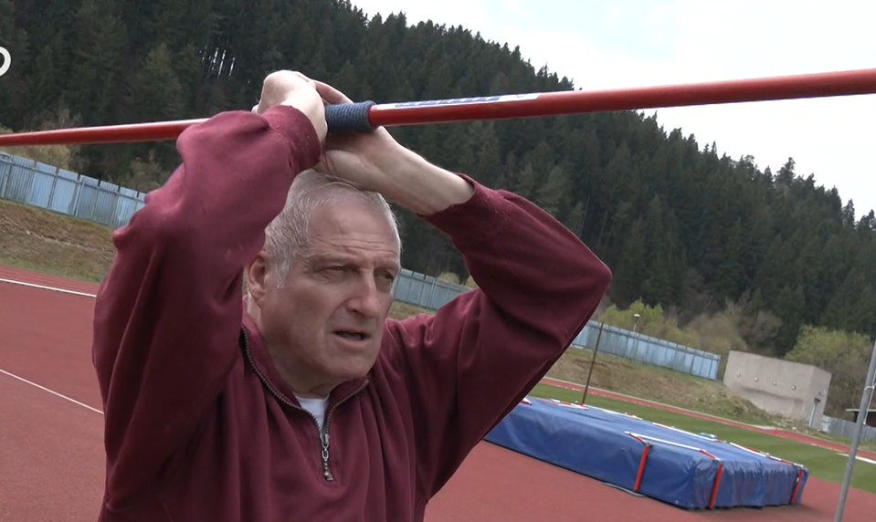 Vek je len číslo: 76-ročný Slovák sa stal majstrom Európy v hode oštepom