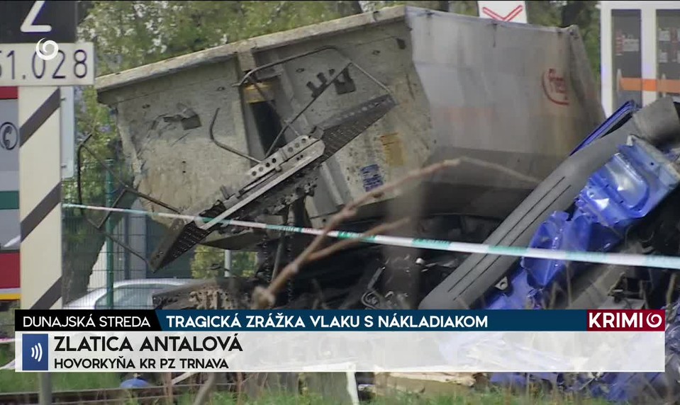 TRAGICKÁ ZRÁŽKA VLAKU S NÁKLADIAKOM