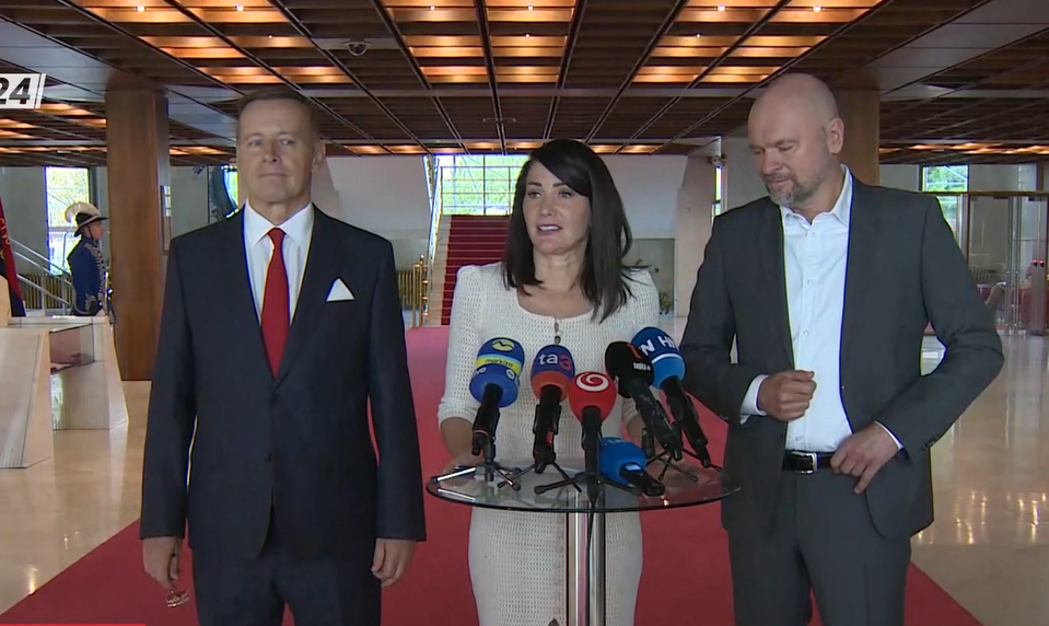Sme rodina a Sulíkovci budú mať v programe eutanáziu aj medikamentózne interrupcie