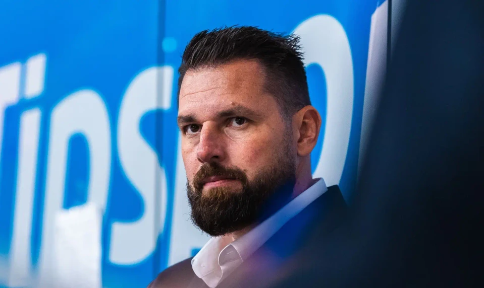 Obrovský žiaľ v rodine bývalého hokejistu. Pochová nevlastného syna (†13)