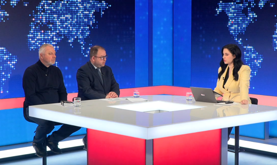 Politický súhrn 24: Preferencie politických strán a (ne)rekonštrukcia vlády