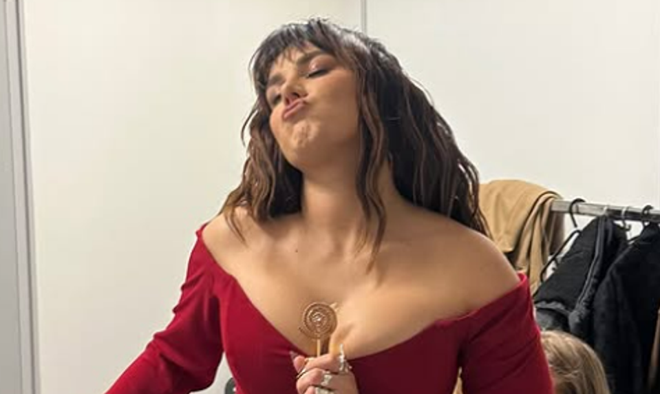 Poriadne odbočila od spevu! Farna prijala rovnakú pracovnú ponuku, ako vojvodkyňa Meghan!