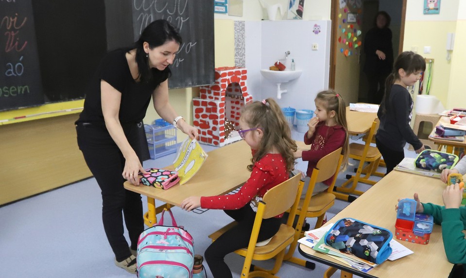 Nové príspevky pre učiteľov: Zlepšia kvalitu výučby v regiónoch?