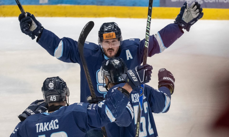Slovan víťazí na domácom ľade a ujíma sa vedenia v sérii