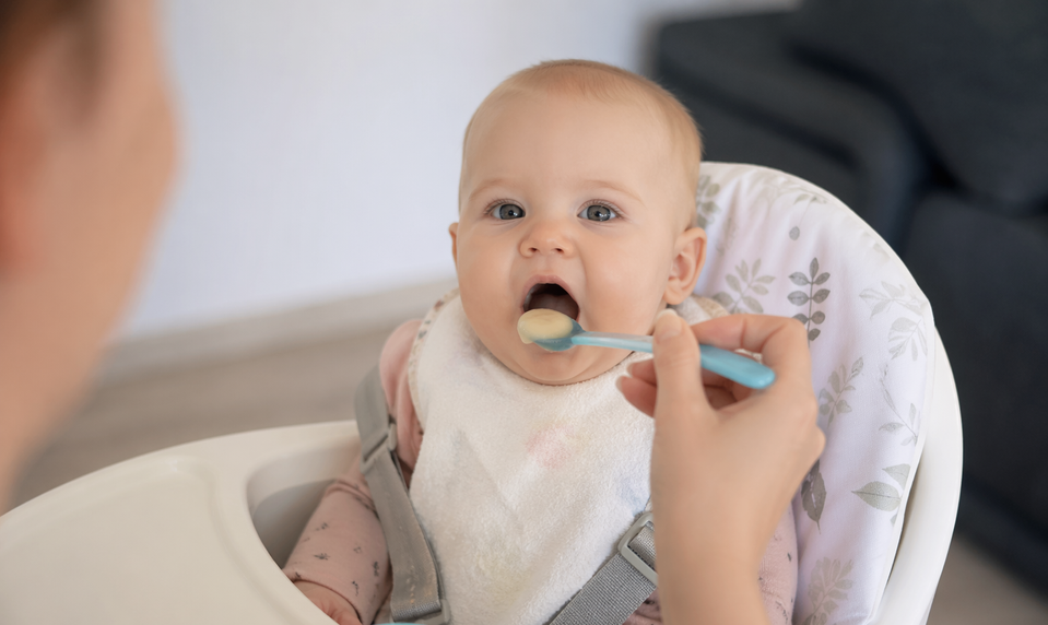 České úrady zakázali predaj 44 druhov dojčenských výživ pre obsah toxínu cereulid