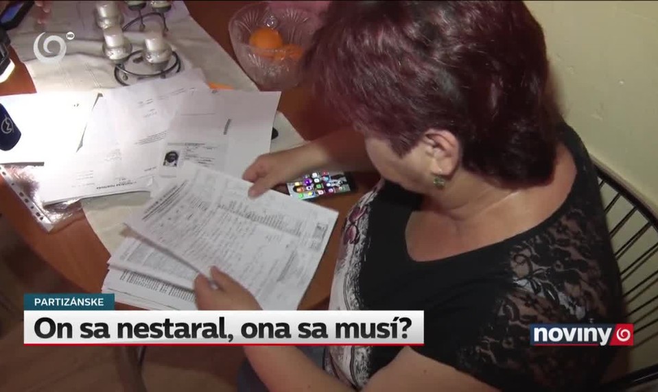 On sa nestaral, ona sa musí?
